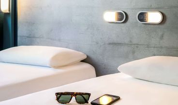 Bild på Triple Room, Multiple Beds-1 Double Bed and 1 Twin Bunk Bed Non Refundable Free self parking Free WiFi