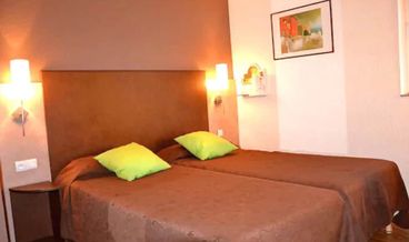 Bild på Superior Double Room, 1 King Bed-1 King Bed Non Refundable Free self parking Free WiFi
