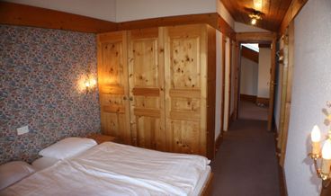 Bild på Family Studio Suite, Hill View, Mountainside-1 Queen Bed Non Refundable Free WiFi Free self parking