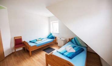 Bild på Economy Twin Room, Shared Bathroom-2 Twin Beds Free WiFi Free self parking