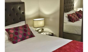Bild på Comfort Double Room-1 Double Bed Non Refundable Free WiFi