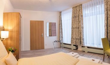 Bild på Classic Double Room-1 Queen Bed Non Refundable Free WiFi Free self parking Free breakfast