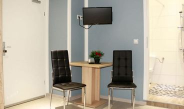 Bild på Standard Double or Twin Room, Shared Bathroom-2 Twin Beds Free self parking