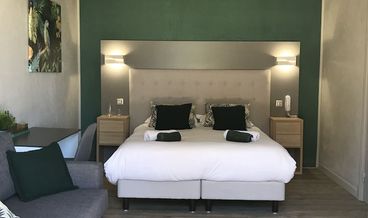 Bild på Standard Double or Twin Room, Partial Sea View-1 Queen Bed Non Refundable Free WiFi