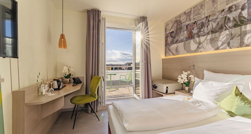 Bild på Komfort Doppelzimmer mit Balkon