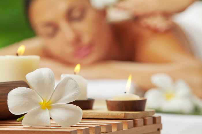 Avkopplande massagepaket med övernattning