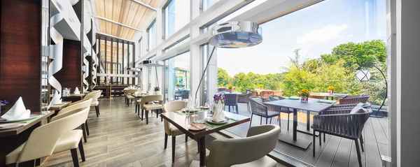 Hotell med restaurang