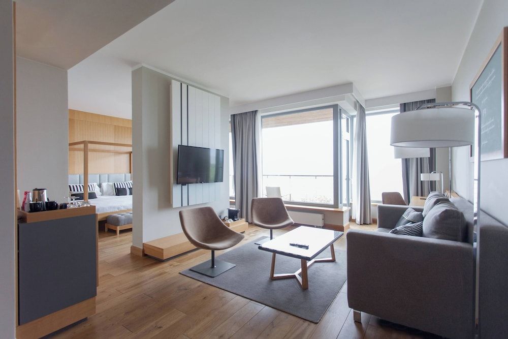 Bild på Svit - 1 kingsize-säng med bäddsoffa - havsutsikt (Balcony)