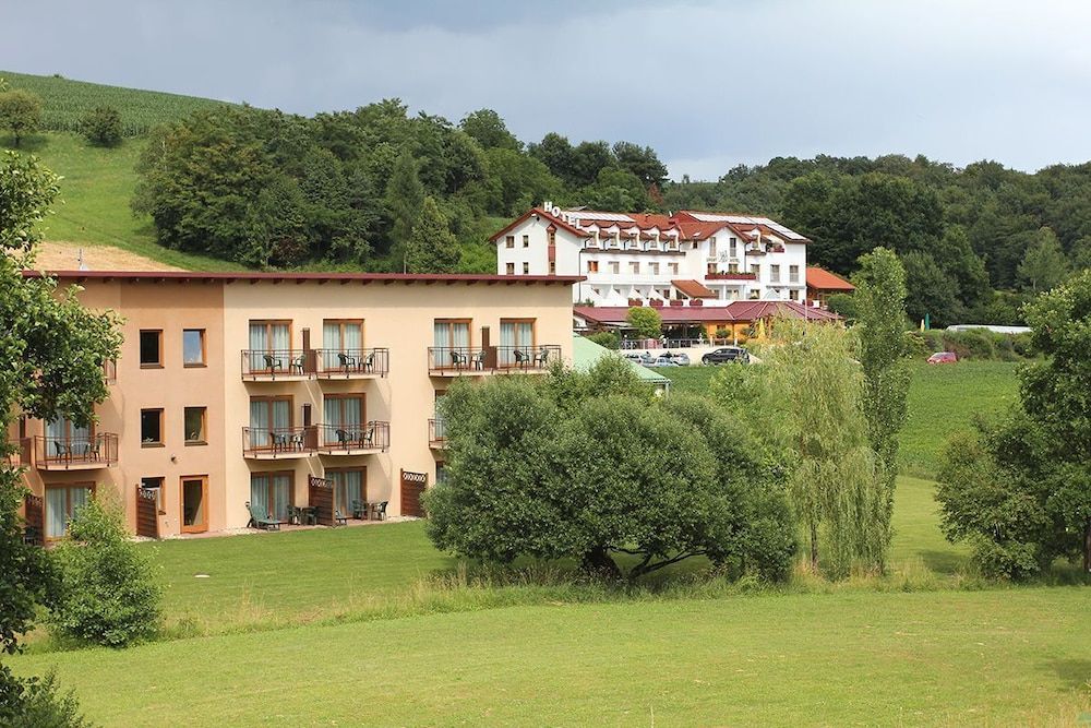 Bild på Doppelzimmer mit Balkon im Nebengebäude