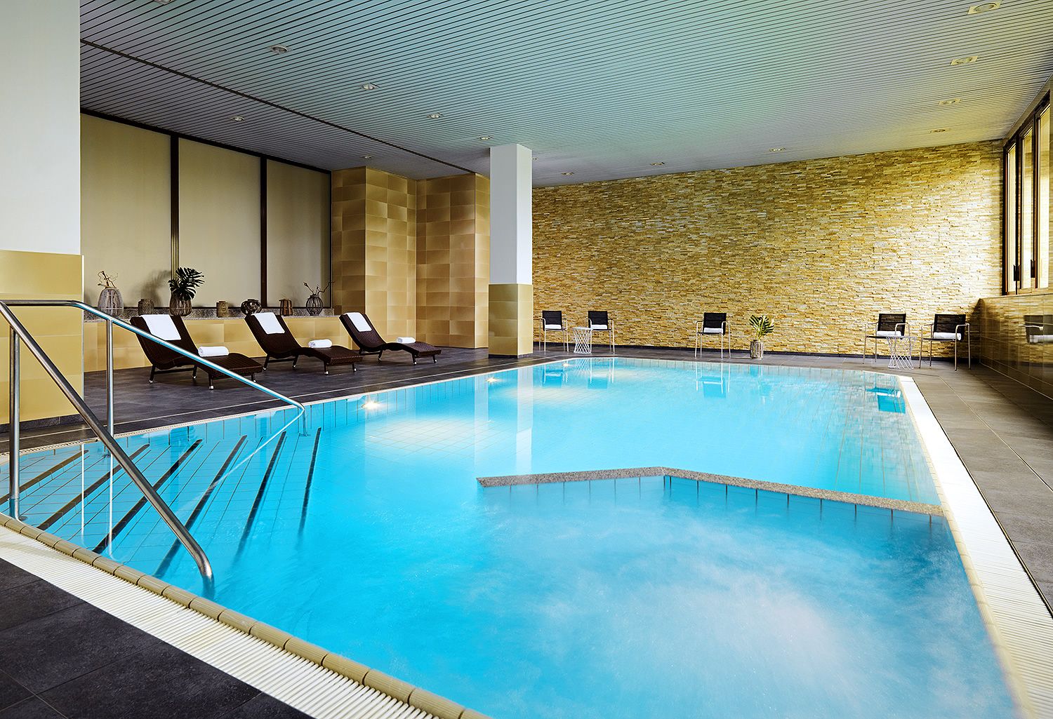 Simnning / Pool