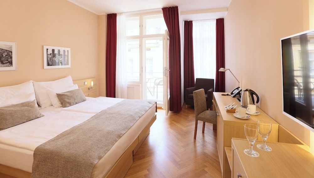 Bild på Deluxe dubbelrum - 1 sovrum - balkong