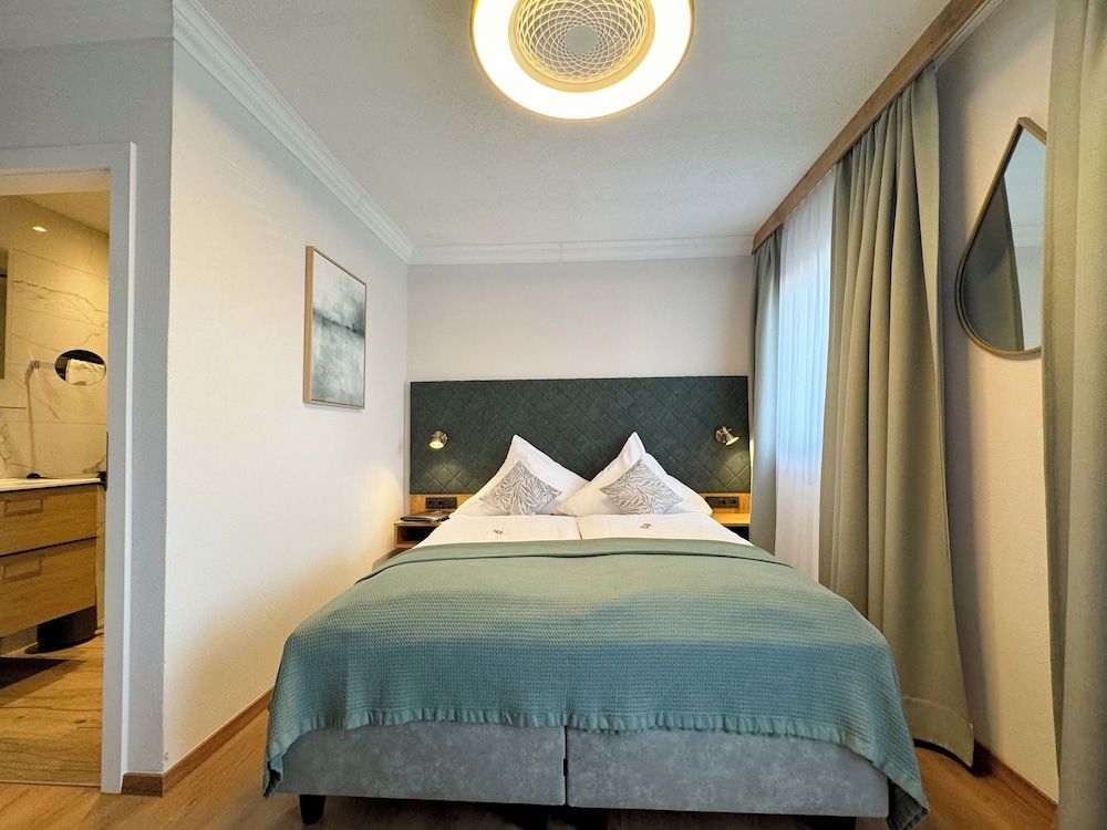 Bild på Panoramic dubbelrum - 1 queensize-säng - balkong - vid sjön