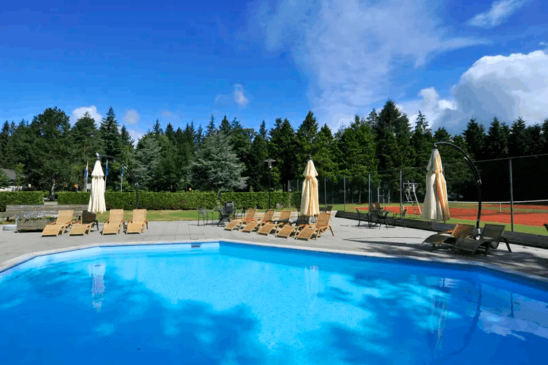Simnning / Pool