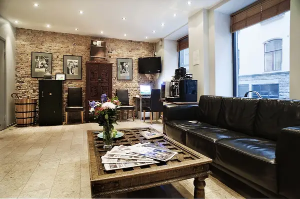 Rex Hotel - Economy dubbelrum - 1 queensize-säng (140cm) - GENERAL