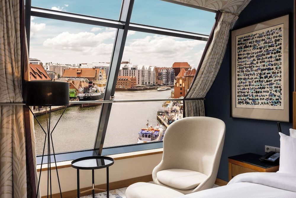 Bild på Deluxe-rum - 1 kingsize-säng med bäddsoffa - utsikt mot floden