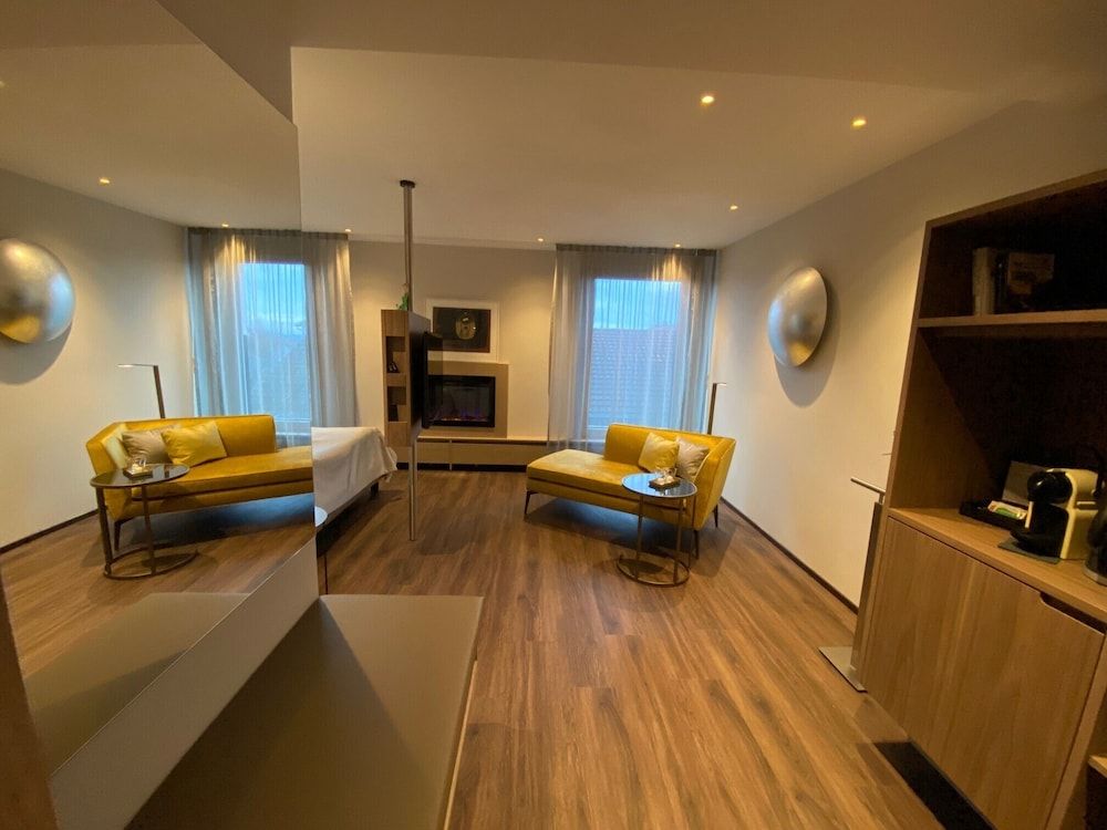 Bild på Juniorsvit - eldstad (Chimney Lounge)