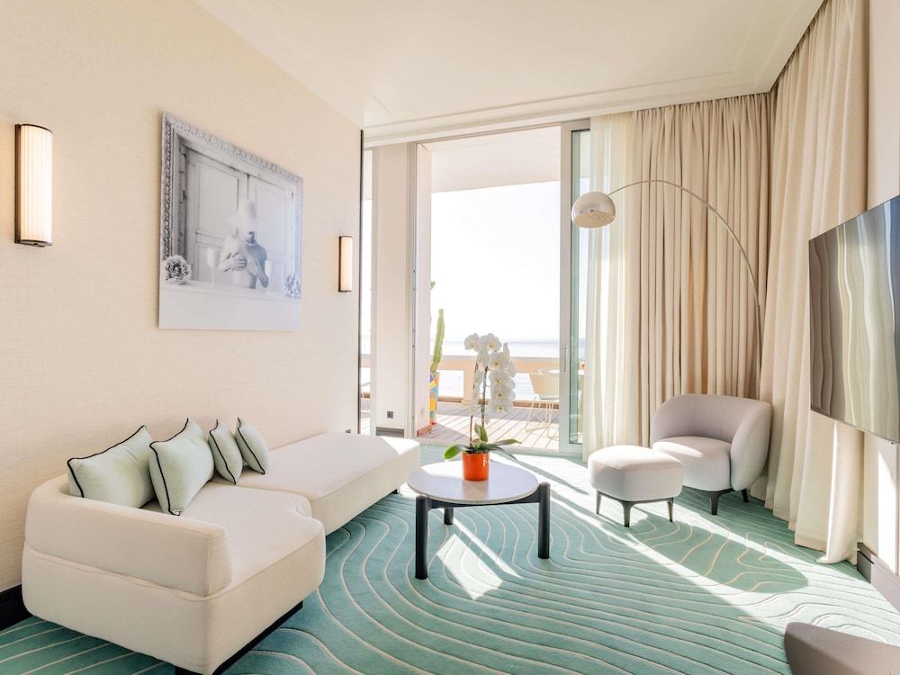 Bild på Svit Signature - 1 kingsize-säng med bäddsoffa - terrass - havsutsikt