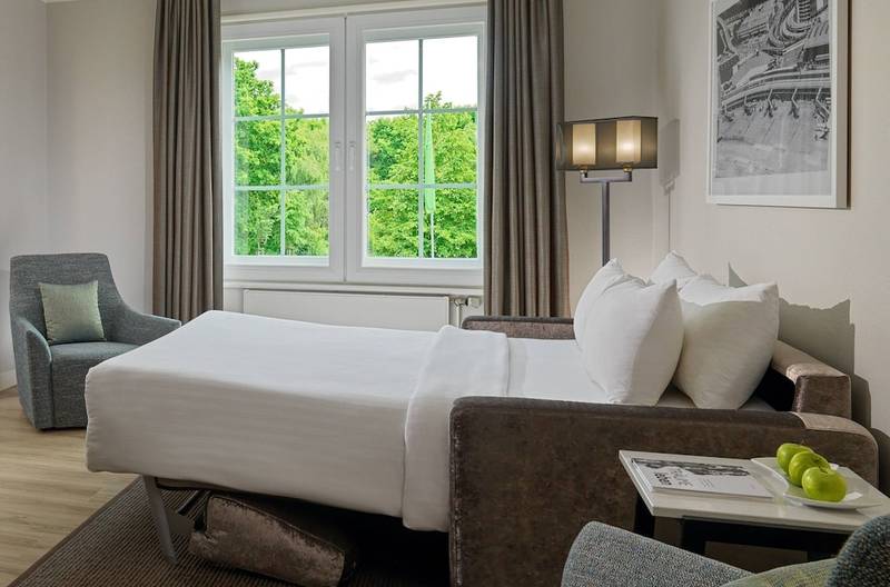 Courtyard By Marriott Hamburg Airport Park Sleep And Fly www.hotelspecials.se