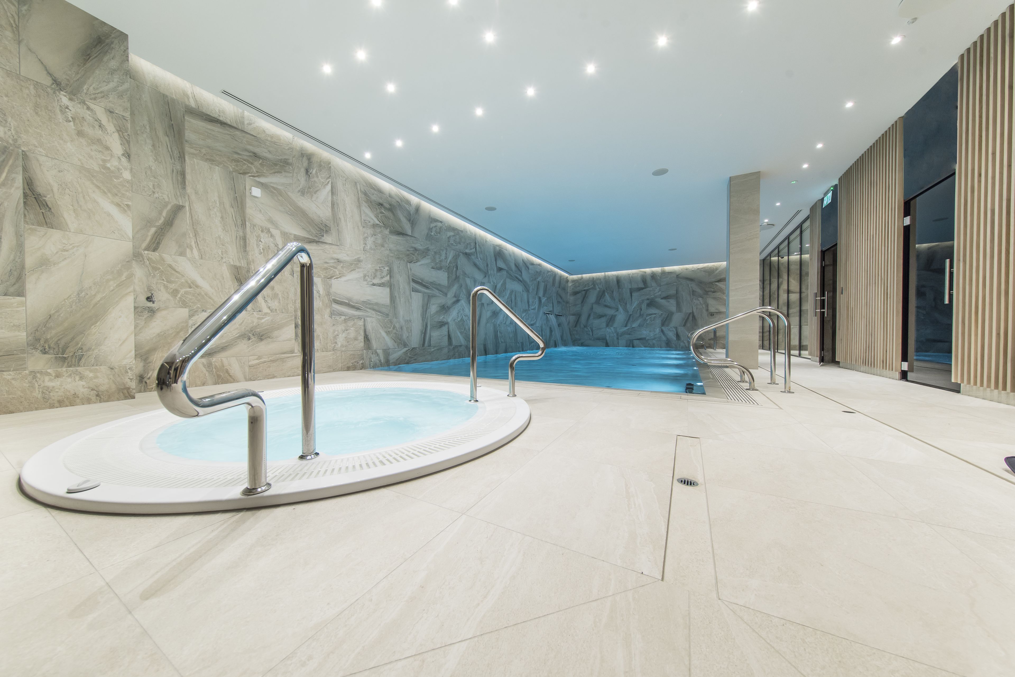 Simnning / Pool