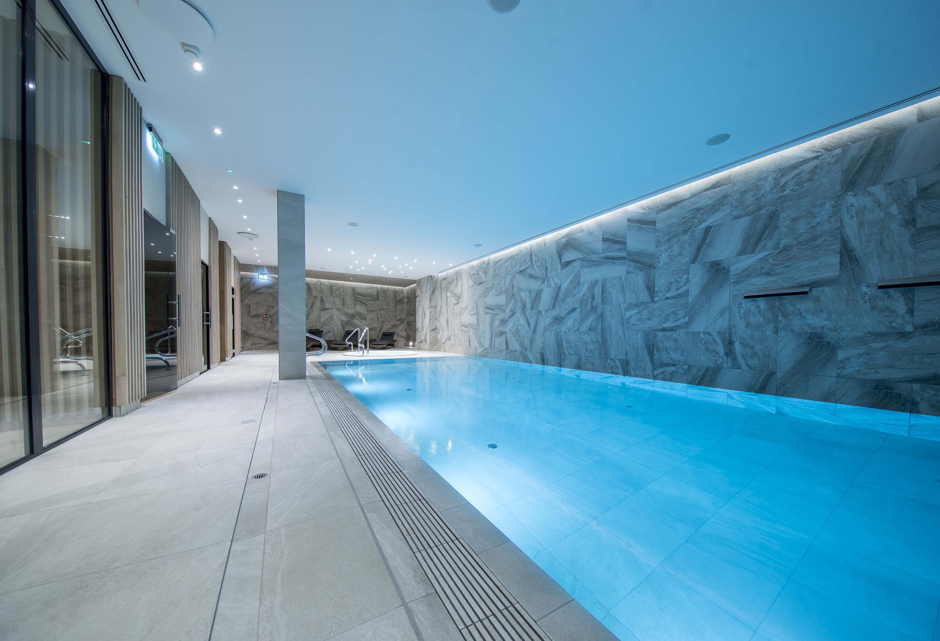 Simnning / Pool