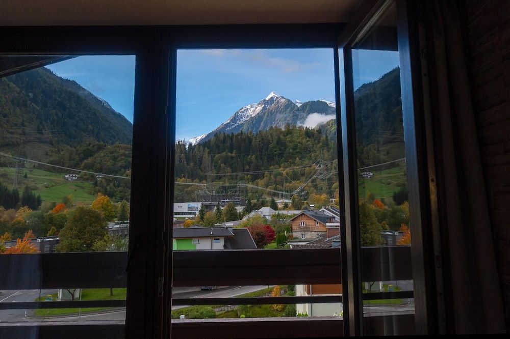Bild på Standard dubbelrum - 1 sovrum - balkong - utsikt mot bergen