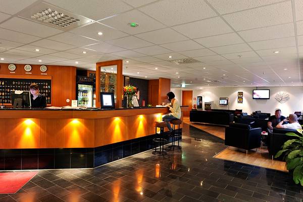 2Home Stockholm South - Bo 3 nätter, betala för 2 - RECEPTION