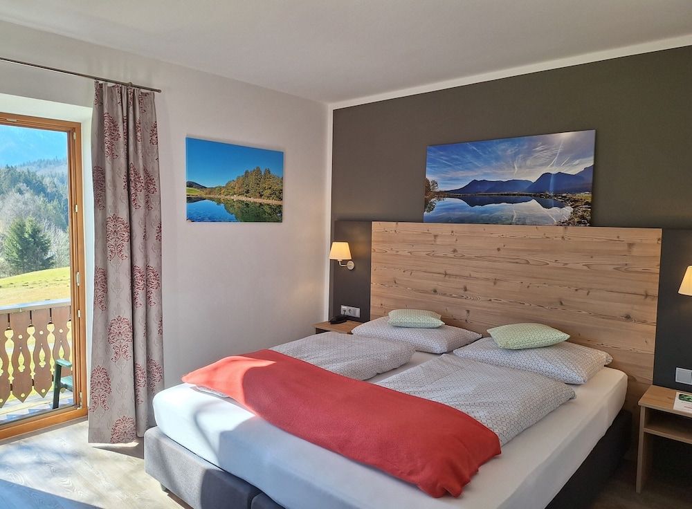 Bild på Comfort dubbelrum - balkong - utsikt mot bergen