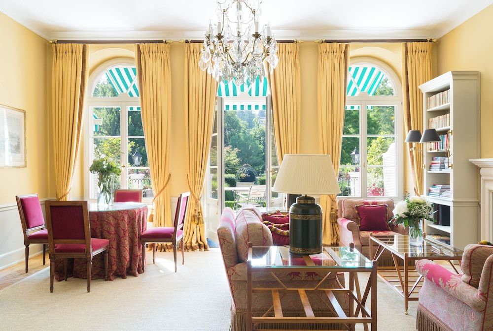 Bild på Two Bedroom Royal Garden Suite