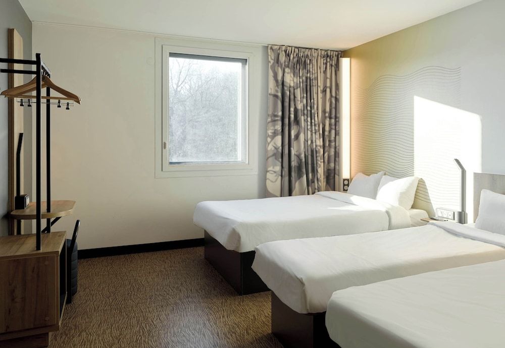 Bild på Fyrbäddsrum