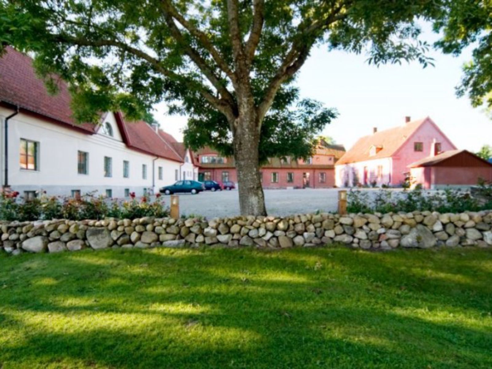 Slott i Skåne | Herrgårdsweekend | Bo på slott och herrgårdar i Skåne