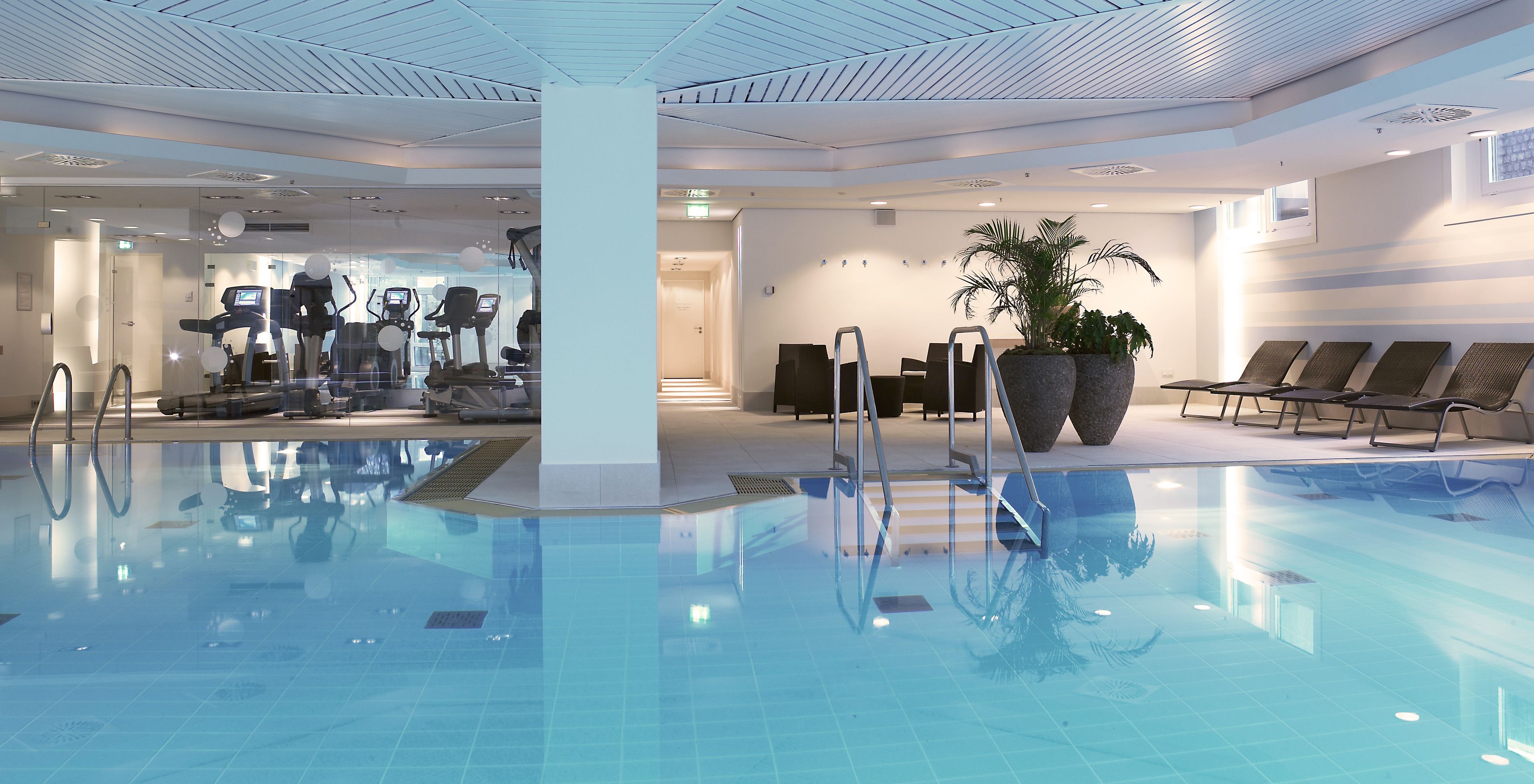 Simnning / Pool