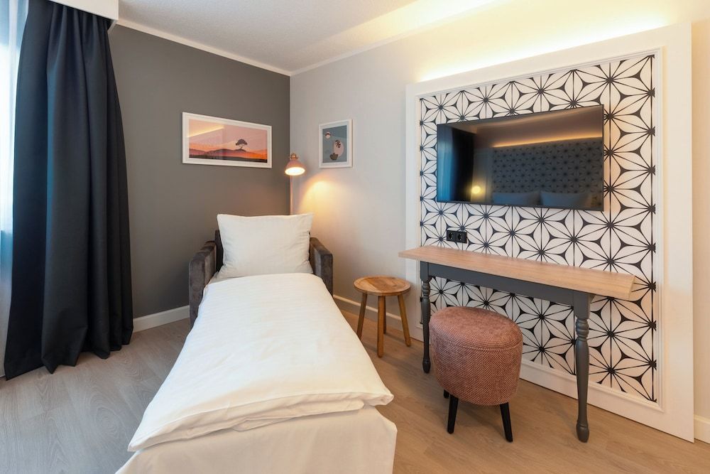 Bild på Standardrum - 1 queensize-säng med bäddsoffa