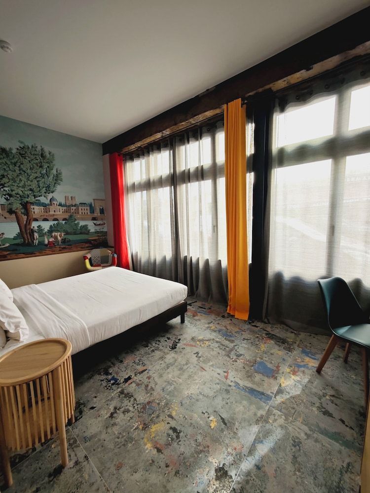 Bild på Deluxe dubbelrum - utsikt mot staden